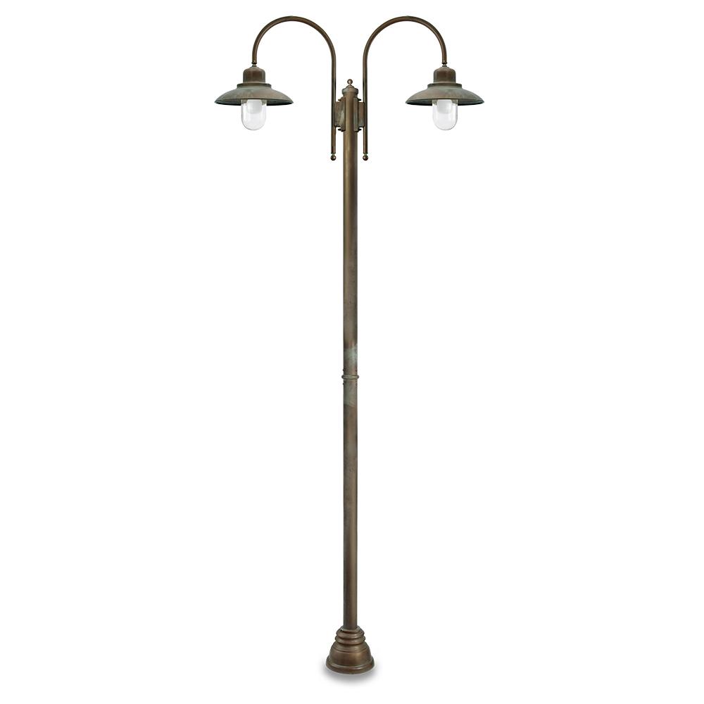 mosadzny kandelaber zahradne osvetlenie velkorozmerna vysoka stojacich lampa vodotesna vonkajsia moreti luce 1762.t.ar zahradne osvetlenie lameridiana bytovy dizajn rustikalny vintage staromodny.jpg
